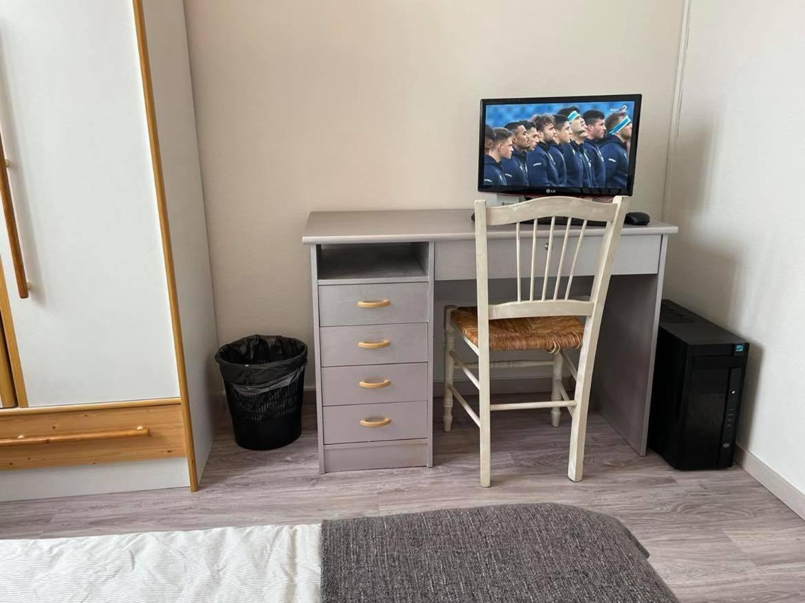 Chambre Chez L'Habitant Pres De Bordeaux Cenon Εξωτερικό φωτογραφία